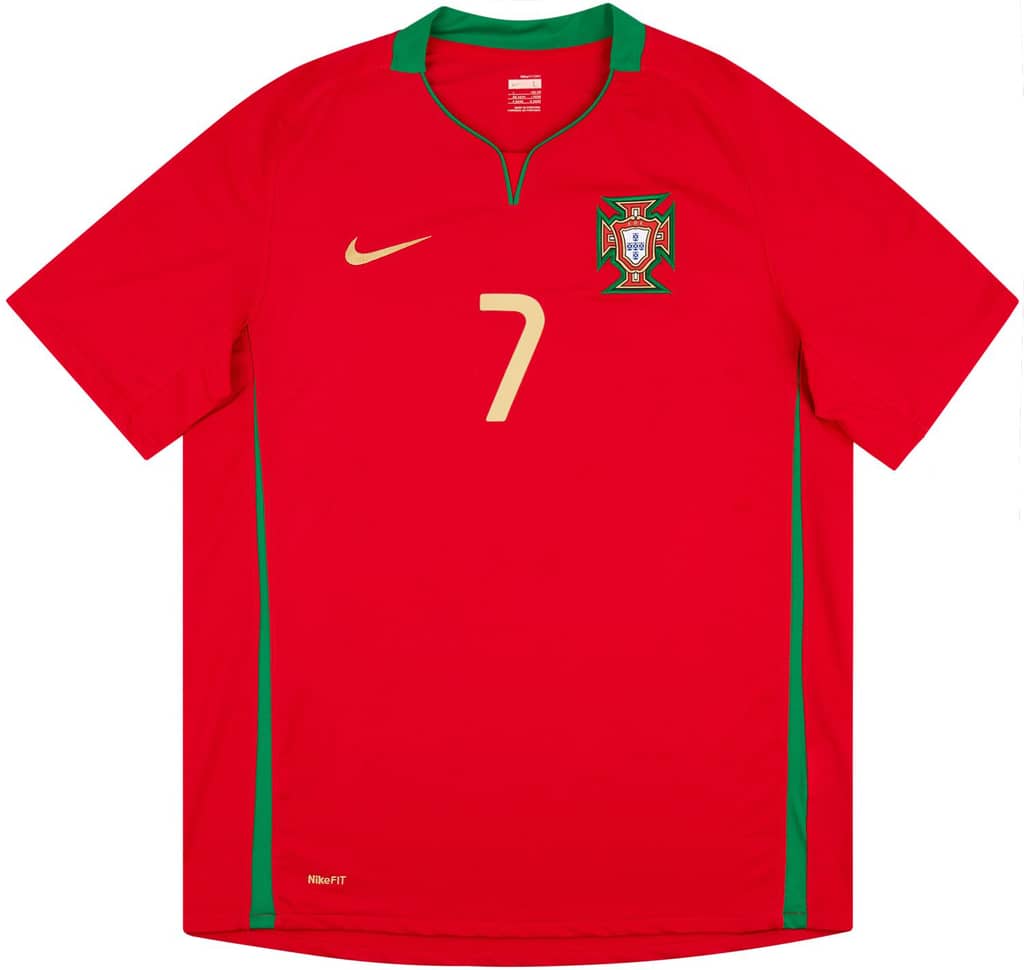 2008-10 Portugal Home Shirt Ronaldo #7