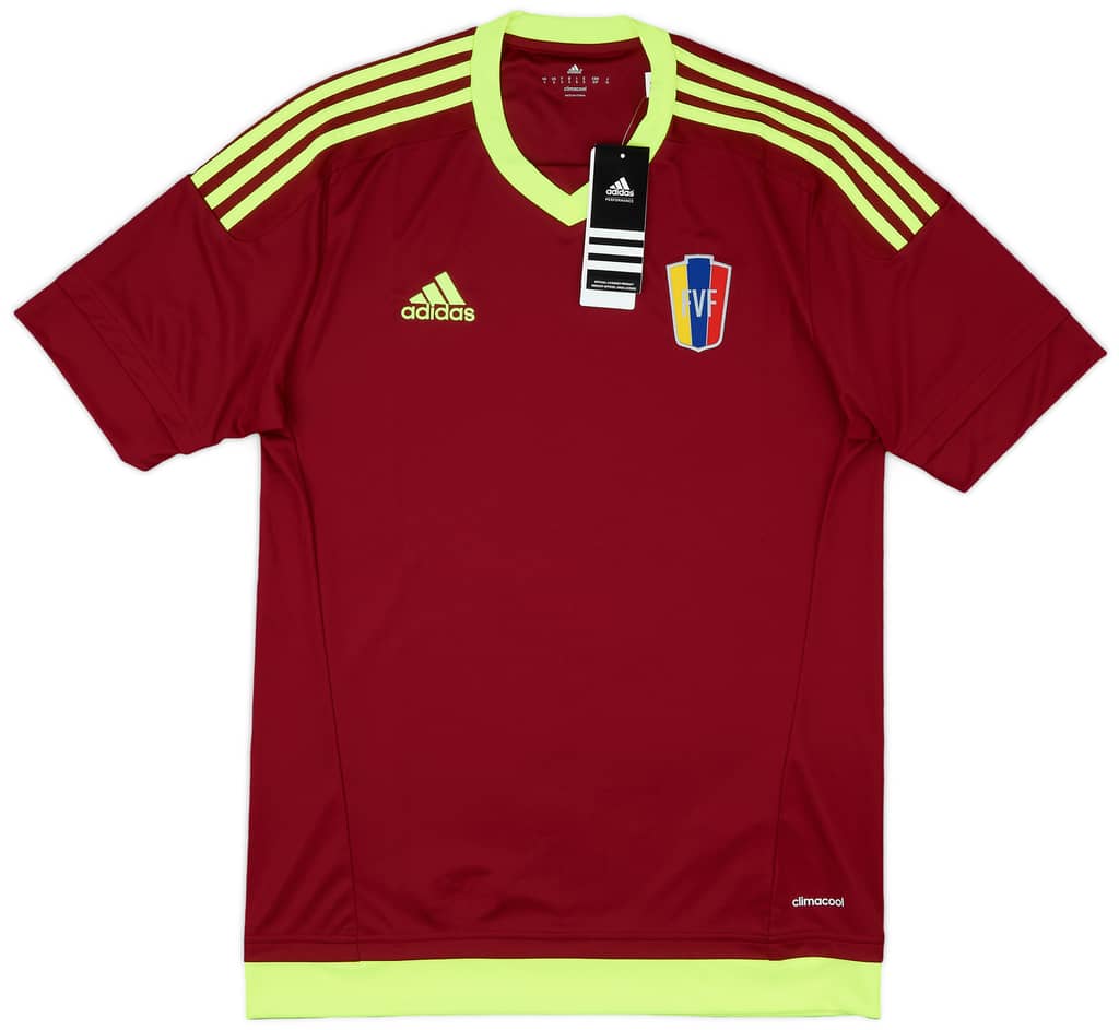 2015-16 Venezuela Home Shirt (S)