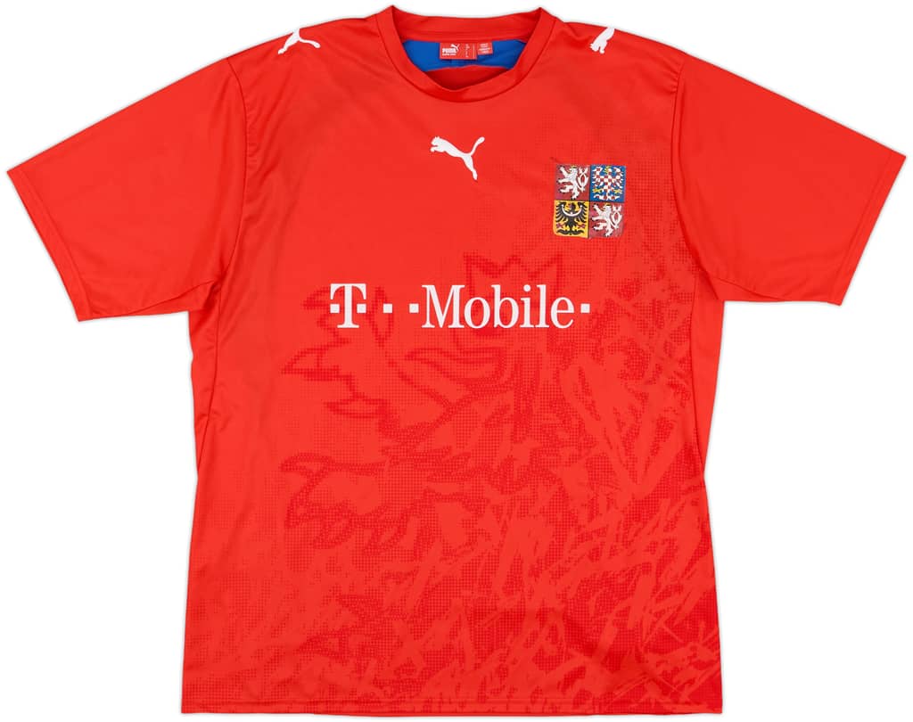 2006-08 Czech Republic Basic Home Shirt - 7/10 - (L)