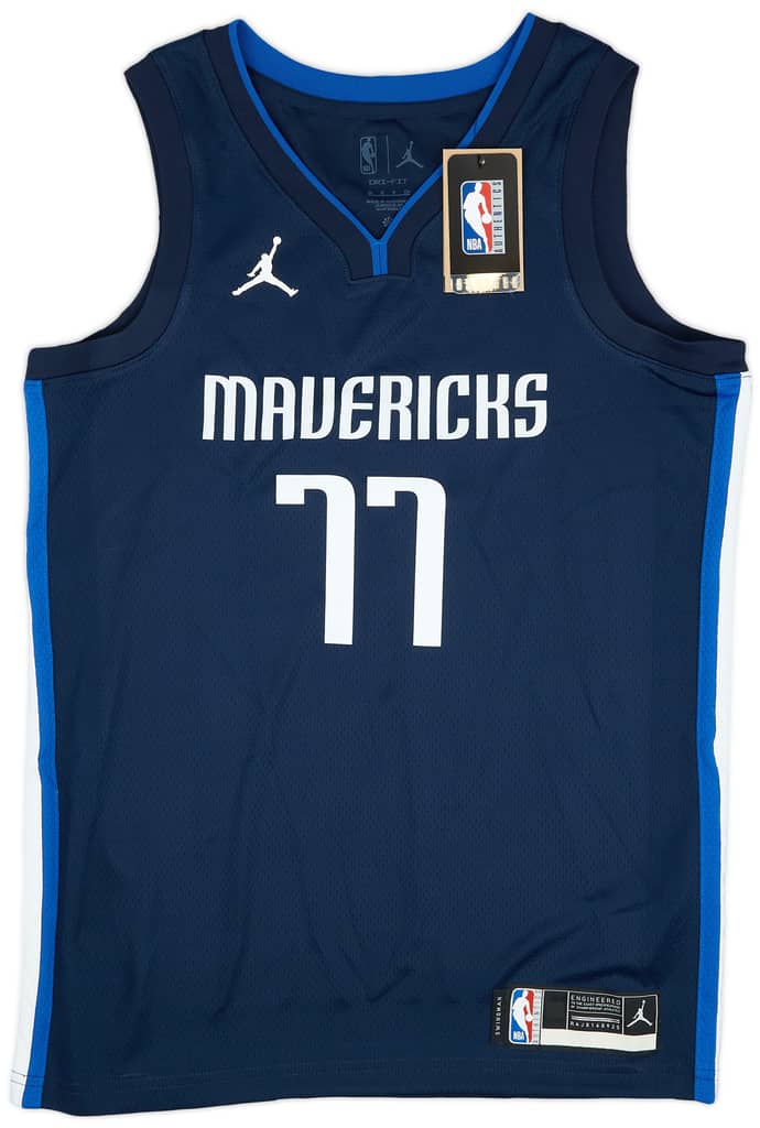 2020-22 Dallas Mavericks Doncic #77 Jordan Swingman Alternate Jersey (S)