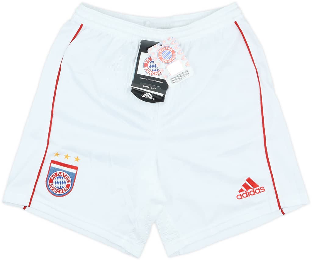 2005-06 Bayern Munich Home Shorts (L.Boys)