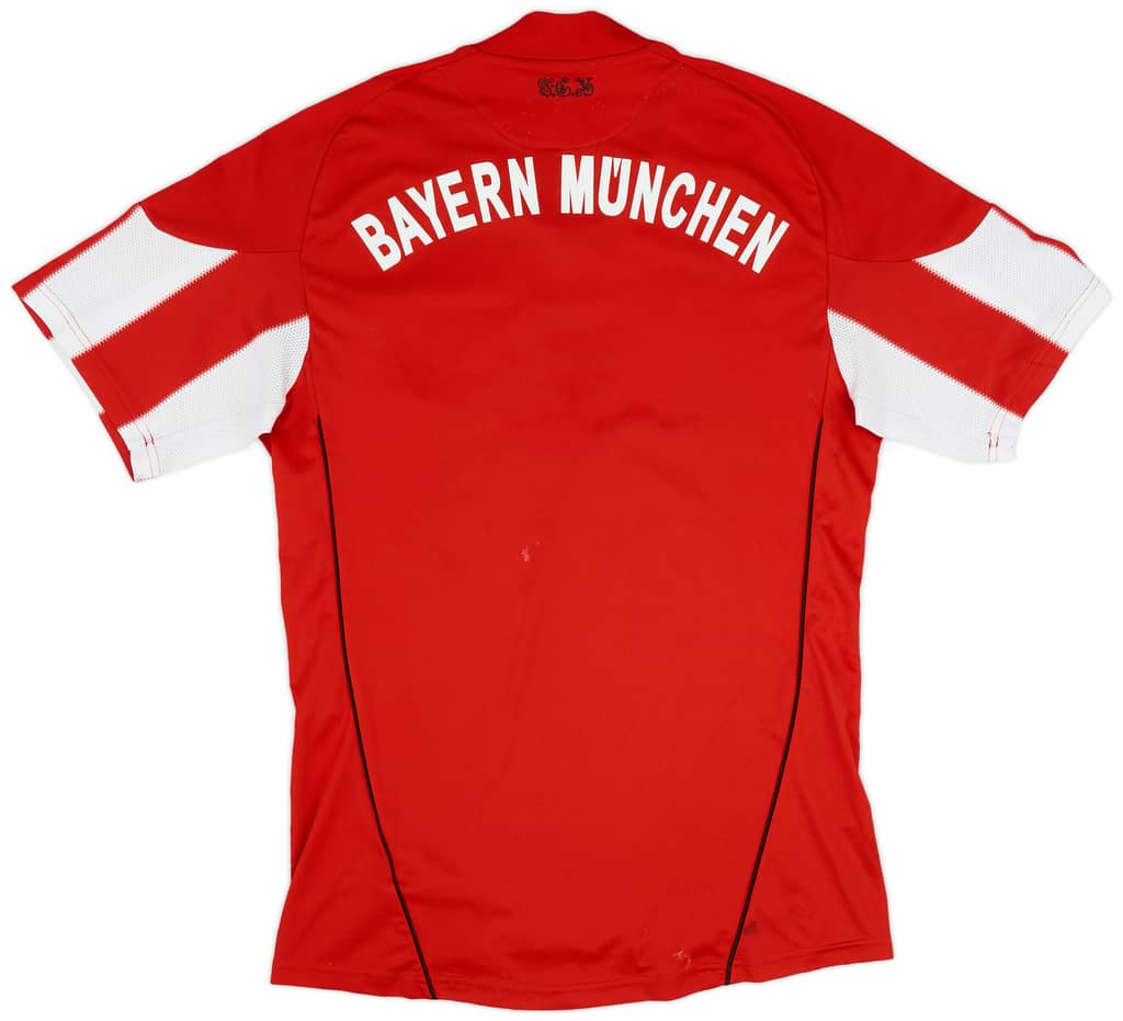 2010-11 Bayern Munich Home Shirt - 4/10 - (S)