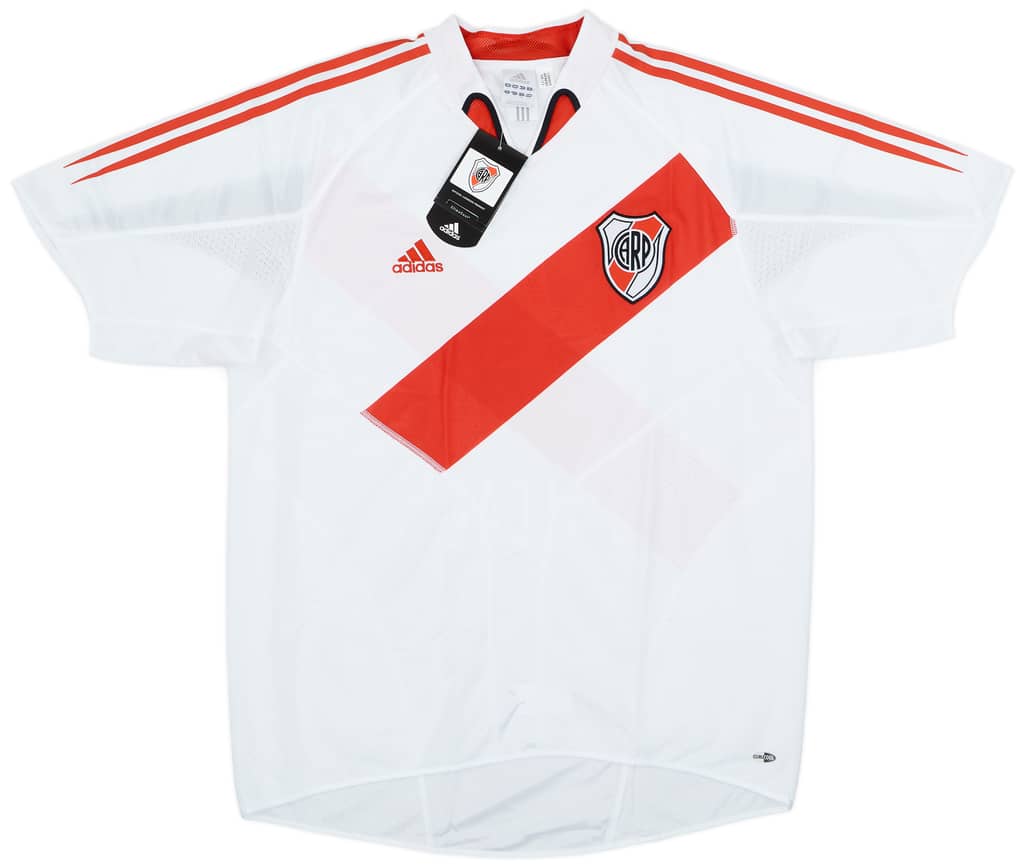 2005-06 River Plate Home Shirt Falcao #31
