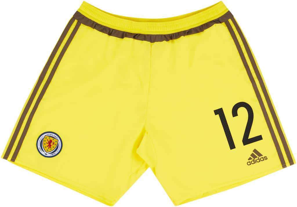 2016-17 Scotland Player Issue GK Away Shorts #12 (Excellent)