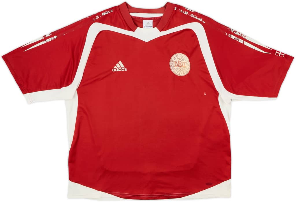2004-05 Denmark Home Shirt - 4/10 - (L)