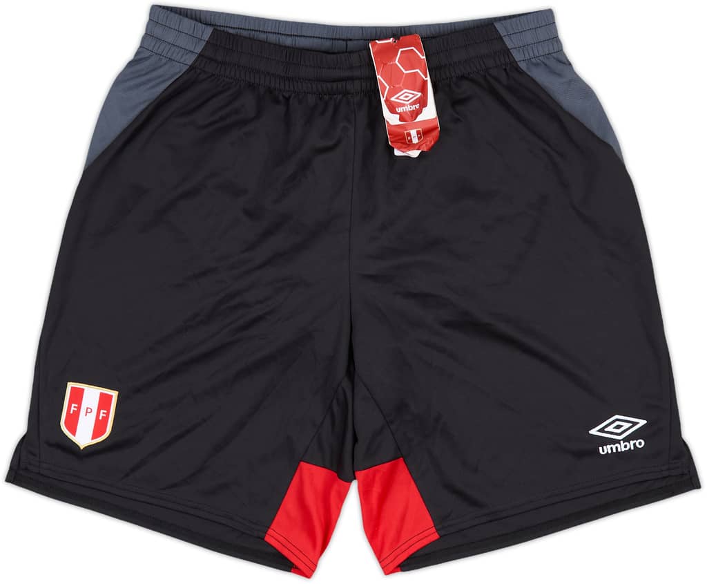 2018-19 Peru Umbro Training Shorts (L)