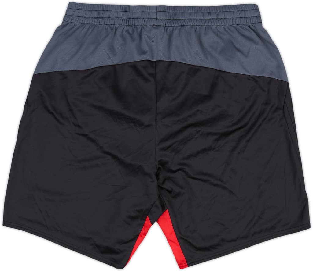 2018-19 Peru Umbro Training Shorts (L)