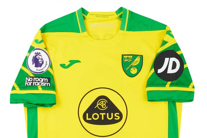 2021-22 Norwich Match Issue Home Shirt Aarons #2 (v Manchester United)