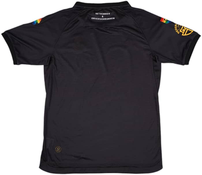 2020-21 Telstar Special Edition Fourth Shirt (L)