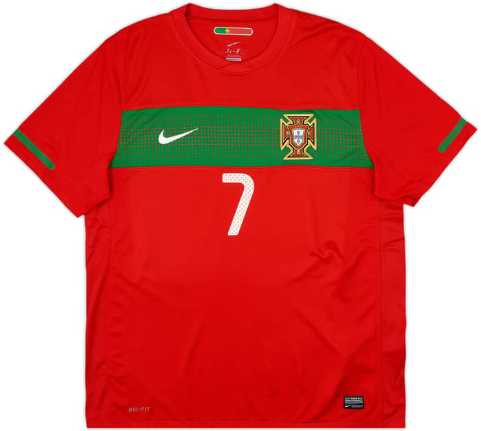 2010-11 Portugal Home Shirt Ronaldo #7 (L)