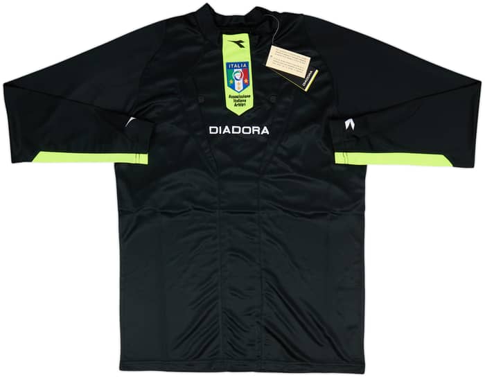 2009-10 Italy Diadora Referee Shirt & Shorts (M)