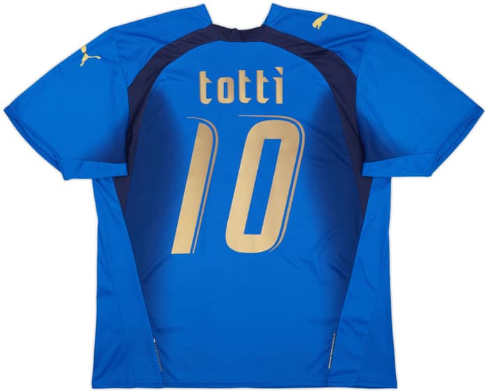 2006 Italy Basic Home Shirt Totti #10 - 5/10 - (L)