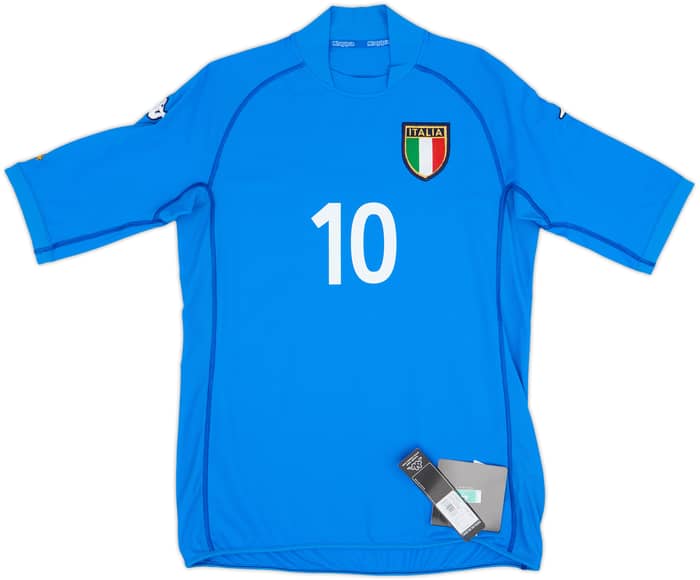 2002 Italy Home Shirt Totti #10 (L)