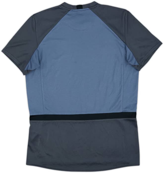 2022-23 Burnley Umbro Training Shirt - 6/10 - (S)