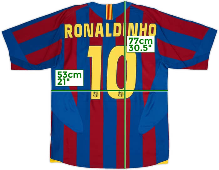2005-06 Barcelona Home Shirt Ronaldinho #10 - 8/10 - (M)