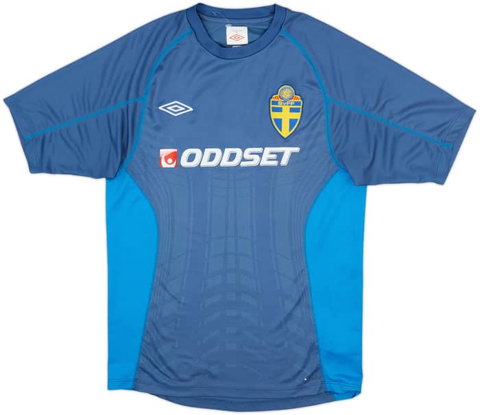 2006-08 Sweden Umbro Training Shirt - 7/10 - (L)