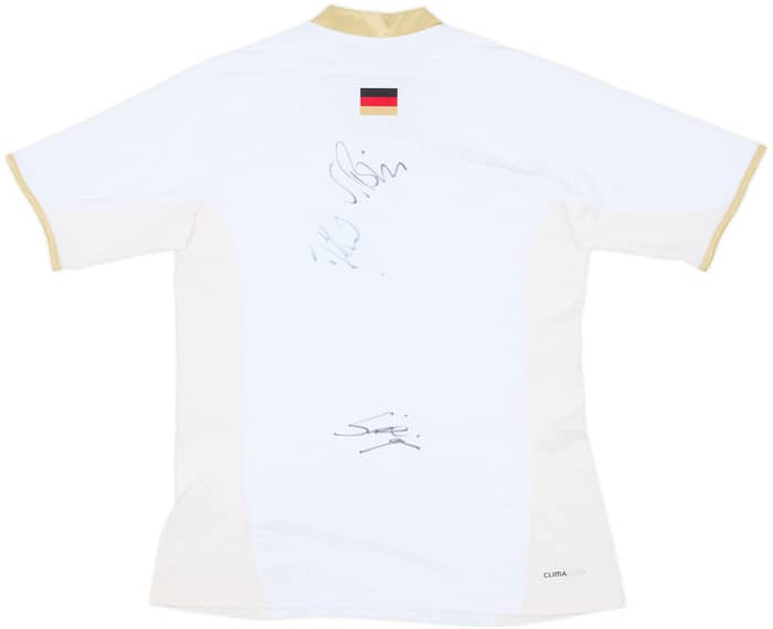 2011-12 Germany Women's Signed Home Shirt - 10/10 - (Women's S)