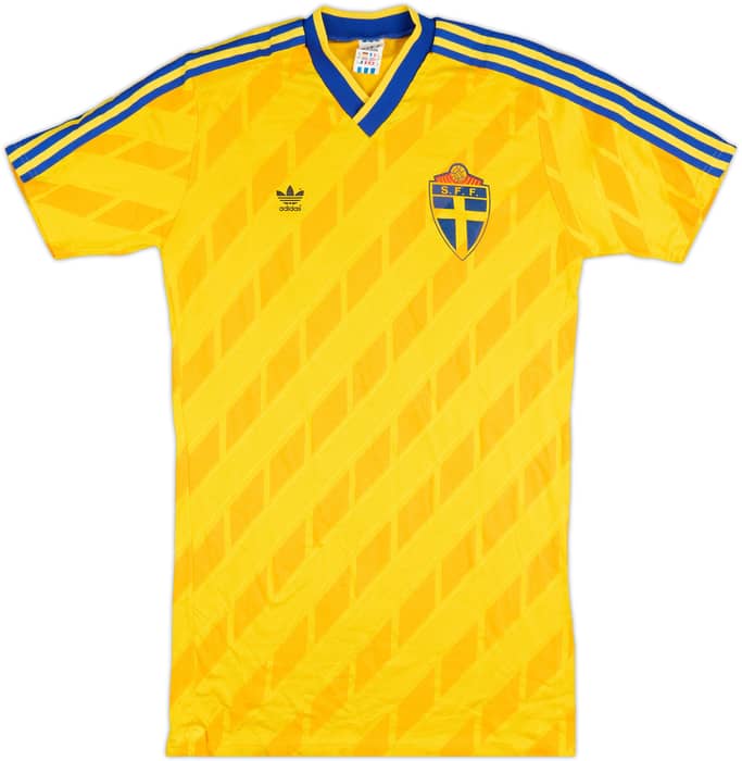 1990 Sweden Match Issue Home Shirt #14 (Johansson)