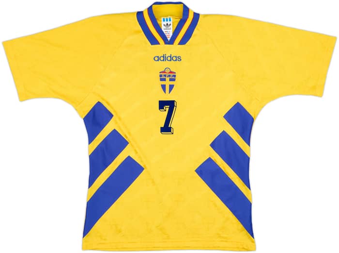 1994-96 Sweden Home Shirt Larsson #7 - 8/10 - (M)