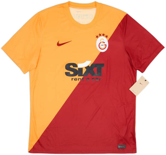 2021-22 Galatasaray Home Shirt (L)