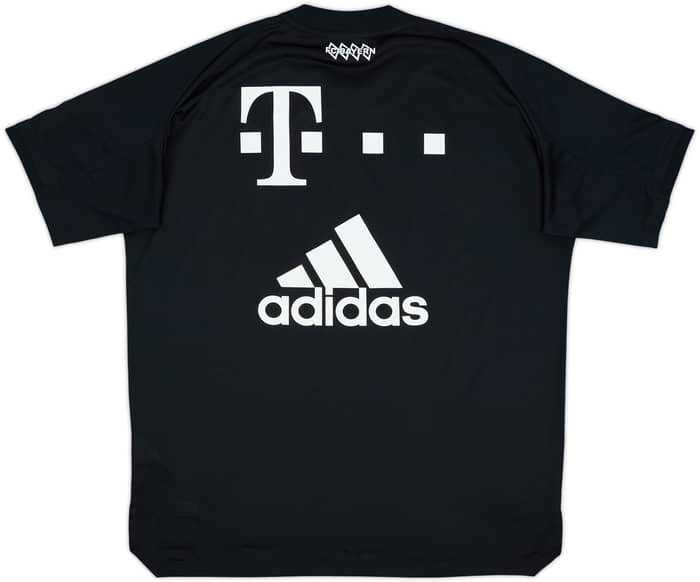 2020-21 Bayern Munich adidas Training Shirt - 7/10 - (L)