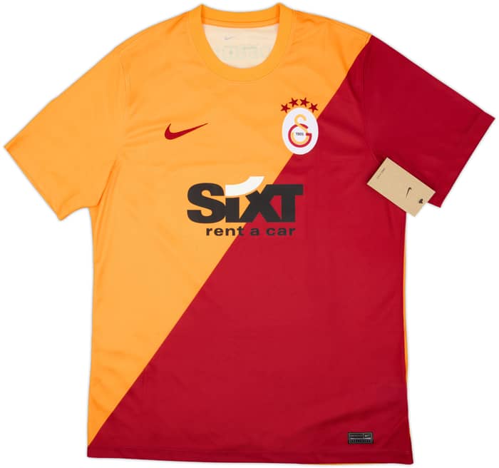 2021-22 Galatasaray Home Shirt (L)