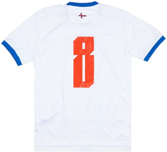 2022-24 Faroe Islands Home Shirt #8 (L)
