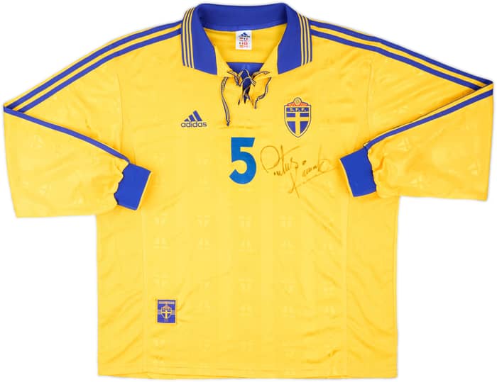 1998-99 Sweden Match Issue Signed Home L/S Shirt #5 (Kaamark)