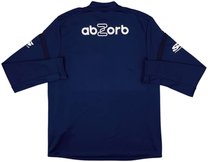 Top de entrenamiento con cierre de 1/4 Umbro de personal del Huddersfield 2022-23 RP - 8/10 - (L)