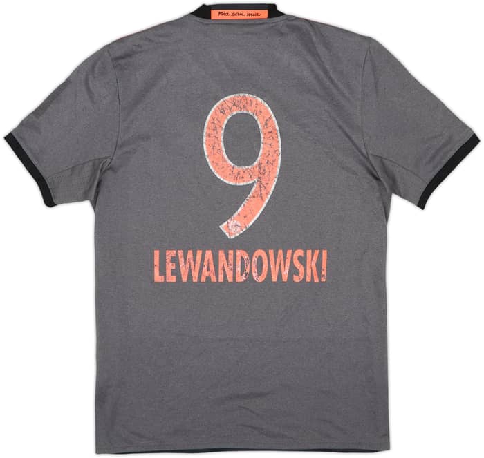 Camiseta de visitante del Bayern Munich 2016-17 Lewandowski #9 - 4/10 - (S)