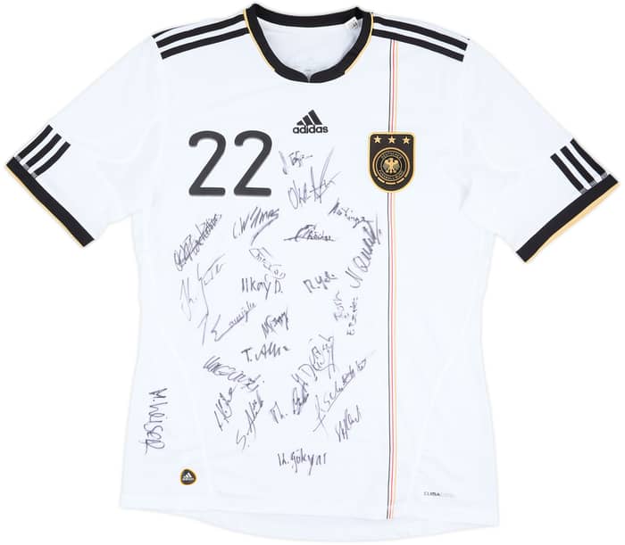 2010-11 Germany Squad Signed Home Shirt #22 - 8/10 - (L)