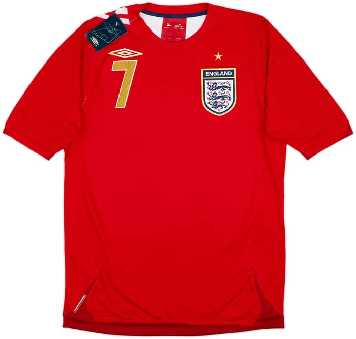 2006-08 England Away Shirt Beckham #7 (S)
