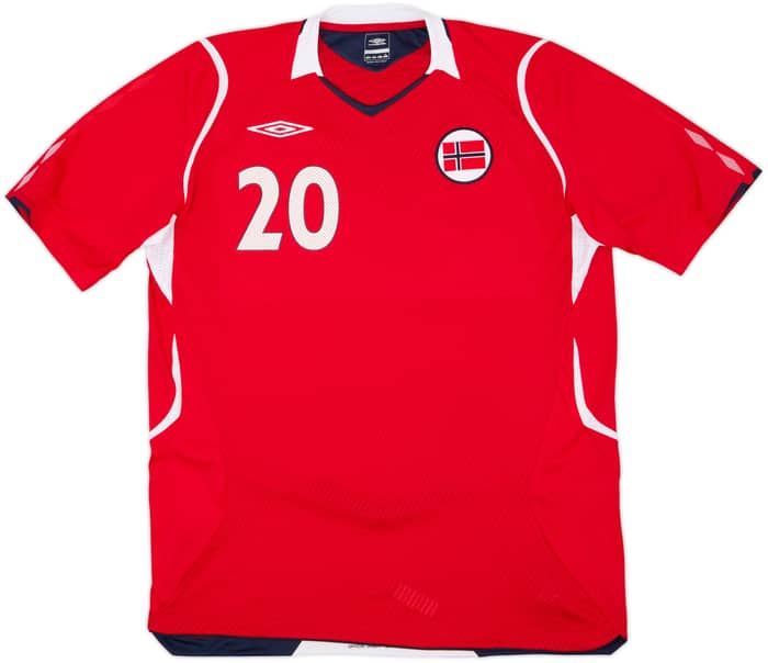 Camiseta de local versión jugador de Norway 2008-10 #20