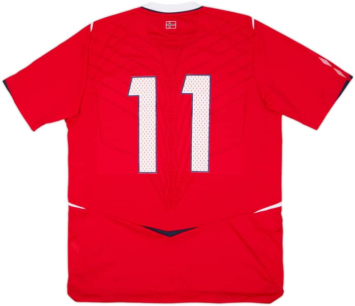 2008-10 Norway Match Issue Home Shirt #11
