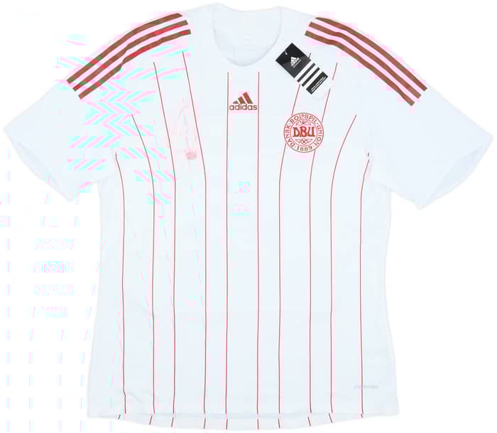 2008-10 Denmark Authentic Away Shirt Agger #4 (XL)