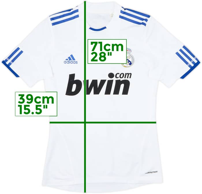 Camiseta versión jugador de local del Real Madrid 2010-11 #8 - 5/10 - (S)