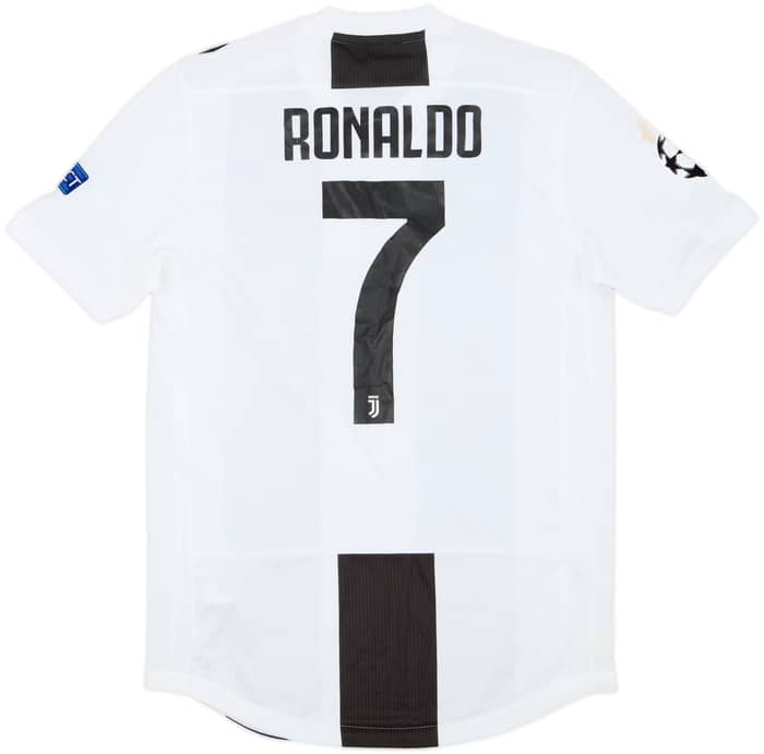 2018-19 Juventus Authentic Home Shirt Ronaldo #7 (M)