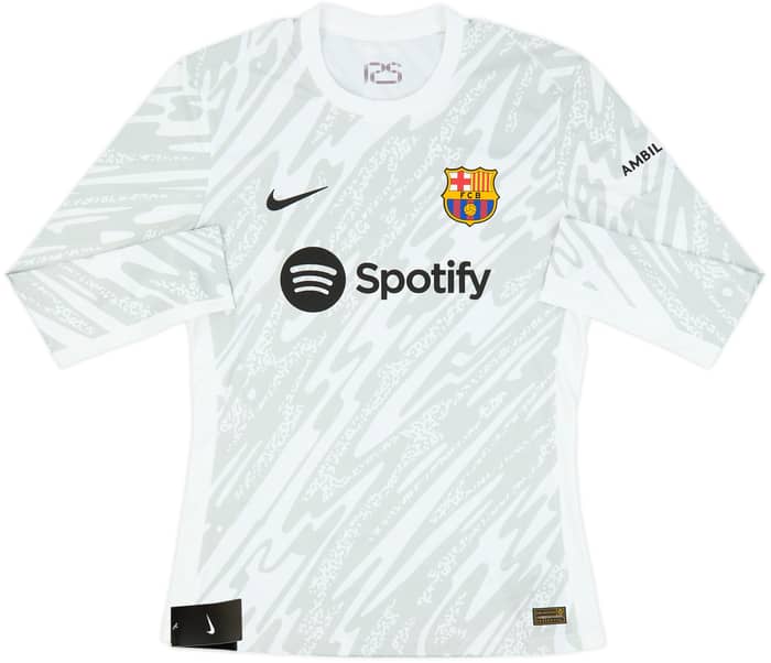 2024-25 Barcelona Authentic GK Shirt (L)