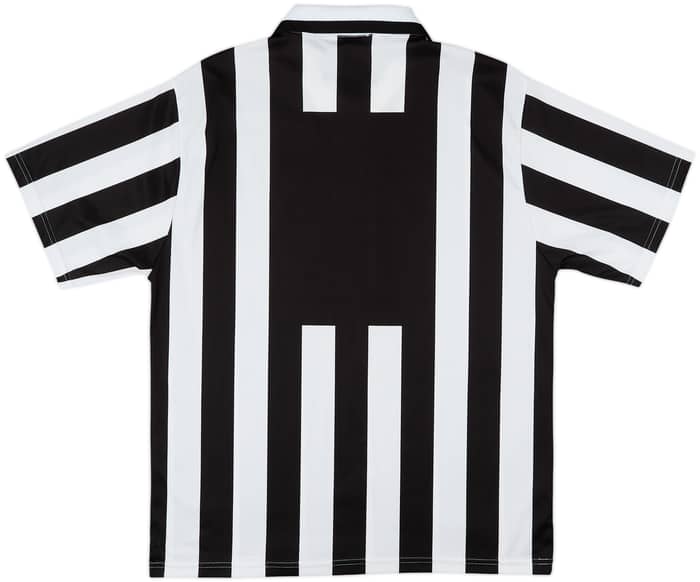 1994-95 Juventus Basic Home Shirt - 9/10 - (XL)