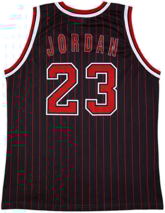1995-97 Chicago Bulls Jordan #23 Champion Alternate Jersey - 8/10 - (XL)