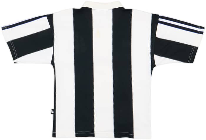 1995-97 Newcastle Home Shirt - 7/10 - (L.Boys)