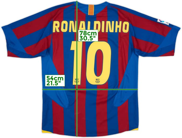 2005-06 Barcelona Home Shirt Ronaldinho #10 - 8/10 - (M)