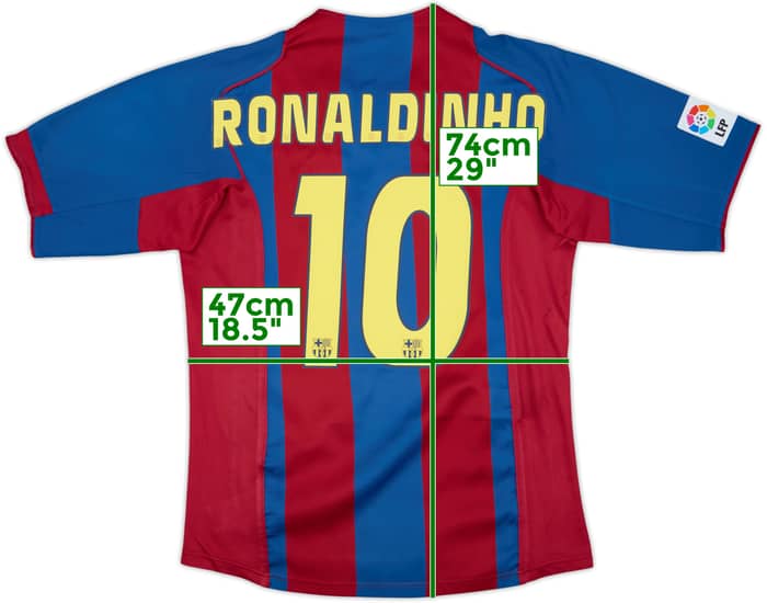 2004-05 Barcelona Home Shirt Ronaldinho #10 - 8/10 - (M)