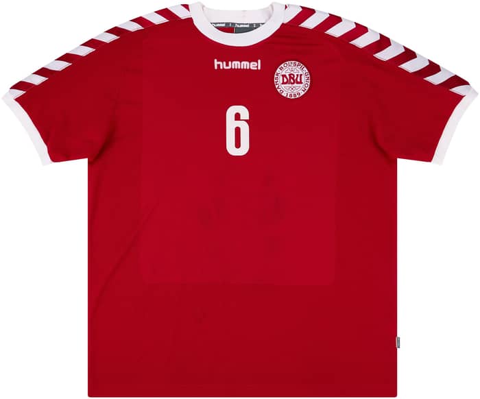 2003 Denmark Match Issue Home Shirt #6 (Helveg)
