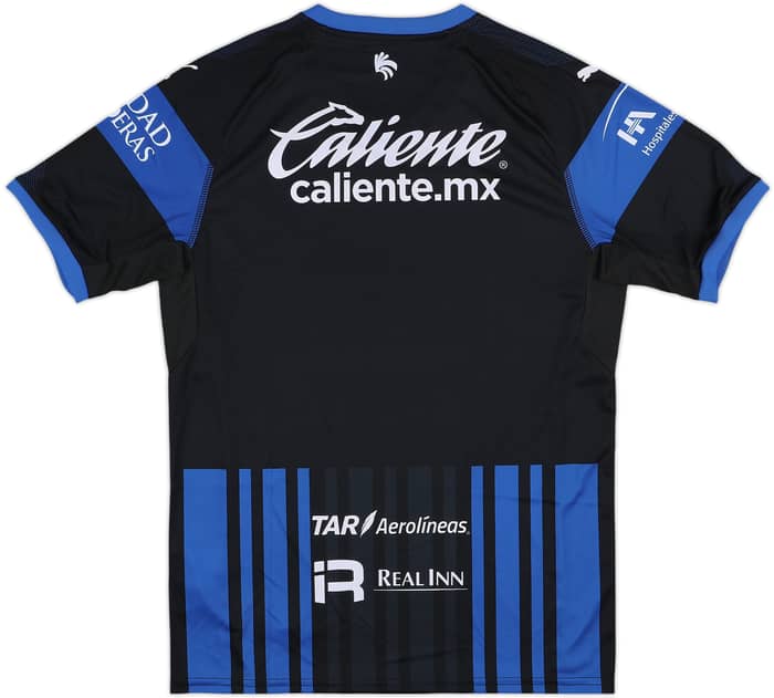 2018-19 Queretaro Home Shirt (M)