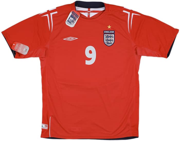2004-06 England Away Shirt Rooney #9 (L)