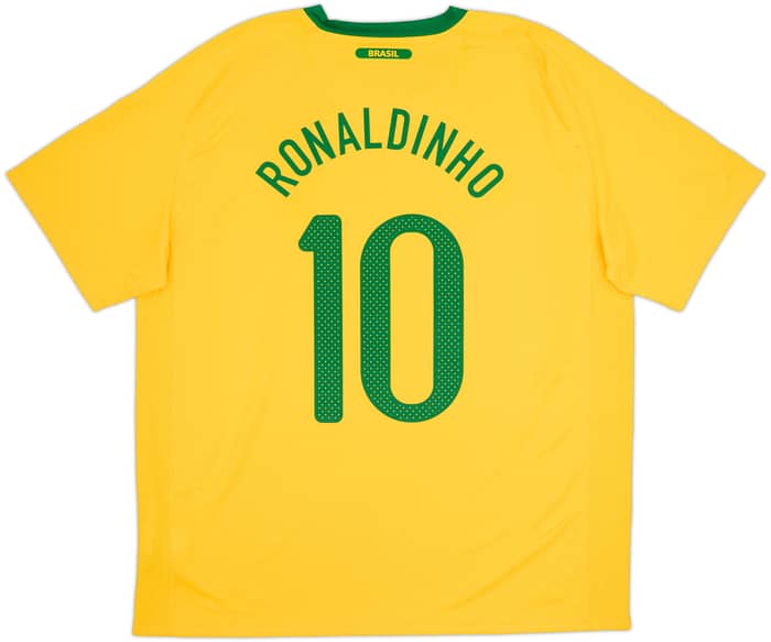 2010-11 Brazil Home Shirt Ronaldinho #10 (XL)