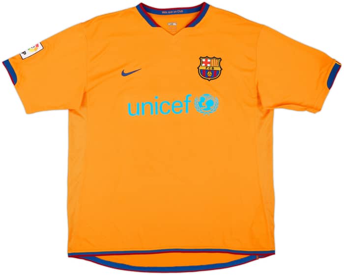 2006-08 Barcelona Away Shirt Ronaldinho #10 (XL)