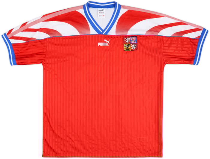 1996 Czech Republic Match Worn Home Shirt #16 (Bejbl)