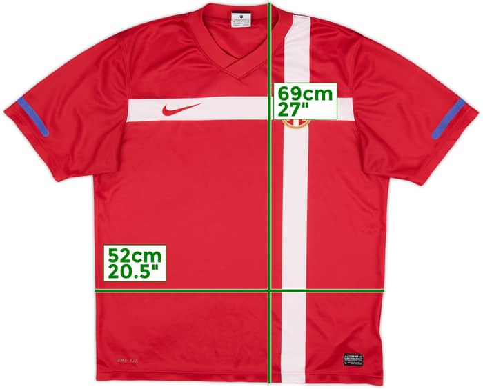 2010-11 Serbia Basic Home Shirt - 6/10 - (M)